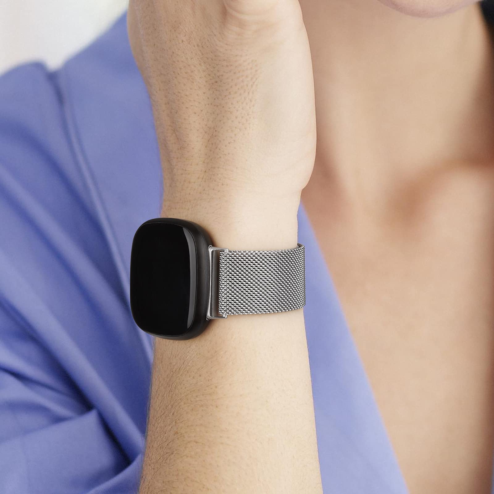 حزام حلقة ميلانو لـ Fitbit فير - مراجعة Milanese Loop Magnetic وسعره